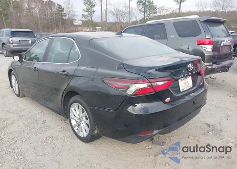 2021 Toyota Camry Le из США, поврежденный, VIN 4T1C11AK2MU524812
